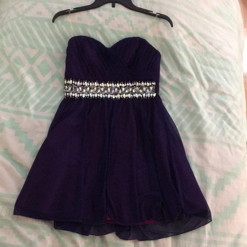 Purple strapless homecoming dress (worn once)